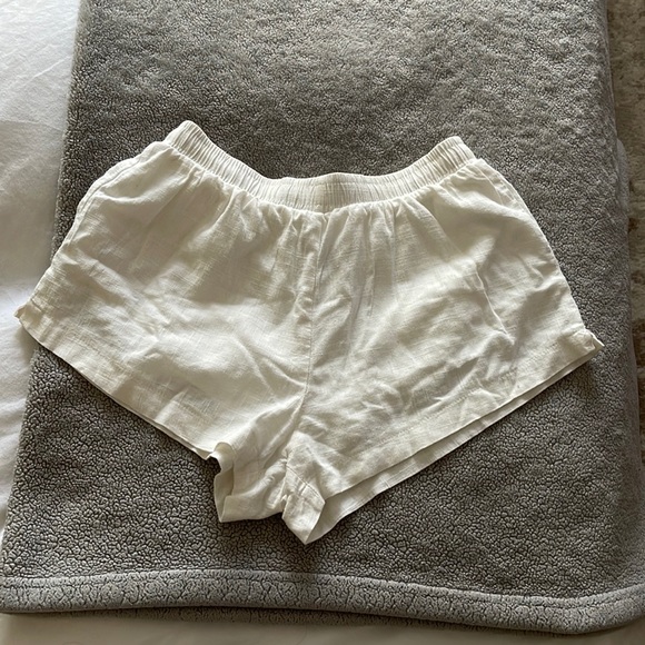 Princess Polly Pants - Princess Polly White Shorts